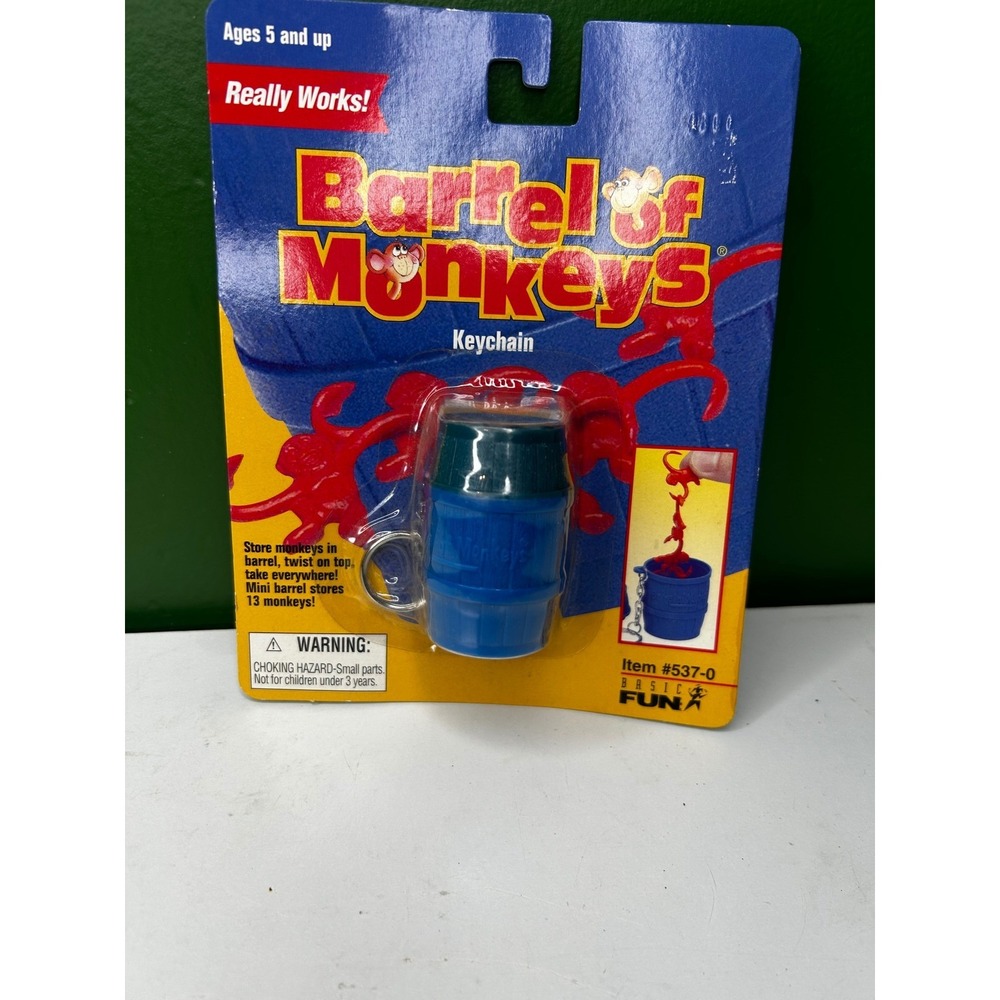 Vintage 1998 Barrel of Monkeys Keychain Basic Fun Mini Game Blue Barrel 537-0 NI